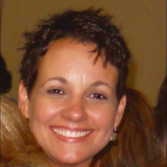 Meet your Posher, Pam - Picture 1 of 1